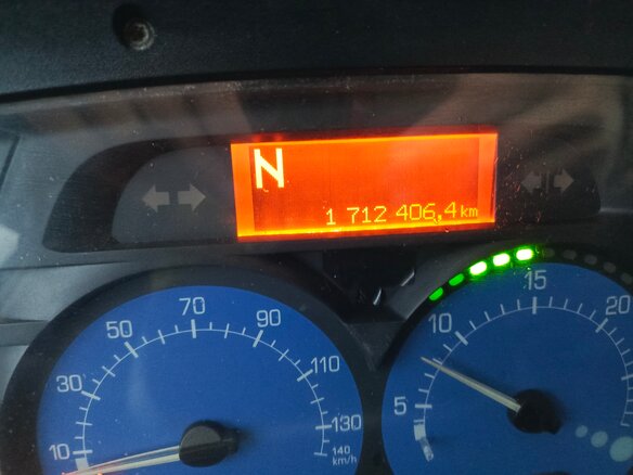 2003 Renault Premium, красный, 915000 рублей - вид 23