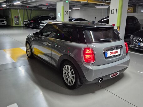 2017 Mini Hatch Cooper D III (F55/F56), серый, 1820000 рублей, вид 4
