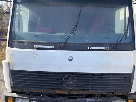1993 Mercedes-Benz 814, белый, 649999 рублей, вид 3