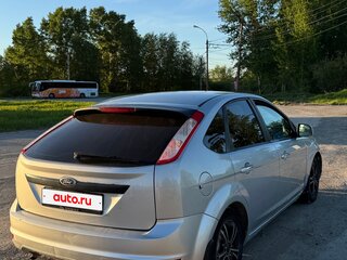 2008 Ford Focus II Рестайлинг, серебристый, 320000 рублей, вид 4