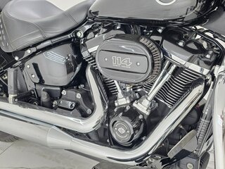 2018 Harley-Davidson Heritage Classic, чёрный, 1680000 рублей, вид 3