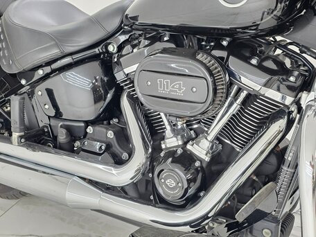 2018 Harley-Davidson Heritage Classic, чёрный, 1680000 рублей, вид 3