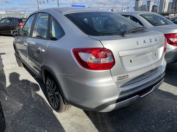 2026 Lada (ВАЗ) Granta Active Cross I Рестайлинг, серебристый, 1266000 рублей - вид 6