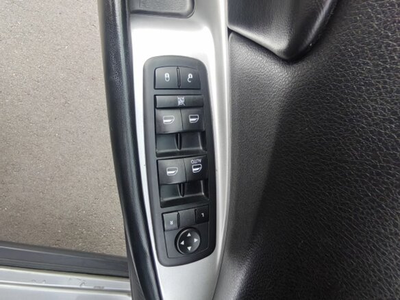 2016 Dodge Journey I Рестайлинг, серый, 1390000 рублей - вид 16