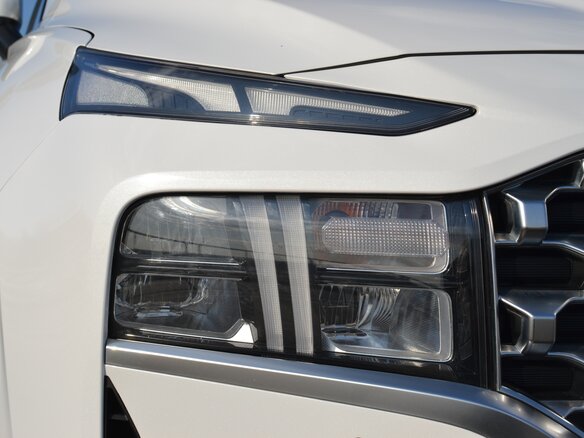2021 Hyundai Santa Fe IV Рестайлинг, белый, 2895000 рублей - вид 19