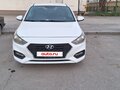 2017 Hyundai Solaris II, белый, 860000 рублей