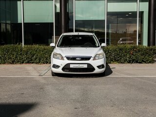 2011 Ford Focus II Рестайлинг, белый, 480000 рублей, вид 3