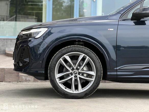 2025 Audi Q7 45 TFSI II (4M) Рестайлинг 2, синий, 11890000 рублей - вид 40