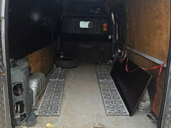 2008 Ford Transit, серебристый, 660000 рублей - вид 6