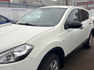 2010 Nissan Qashqai I, белый, 700000 рублей, вид 3