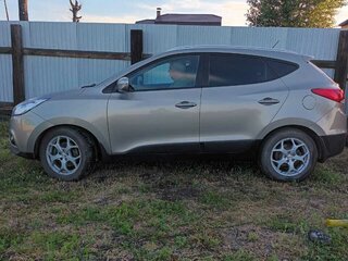 2011 Hyundai ix35 I, бежевый, 1300000 рублей, вид 5