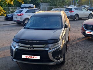 2015 Mitsubishi Outlander III Рестайлинг 2, чёрный, 1880000 рублей, вид 3