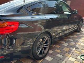 2015 BMW 3 серии Gran Turismo 320i xDrive VI (F3x), чёрный, 1580000 рублей, вид 3