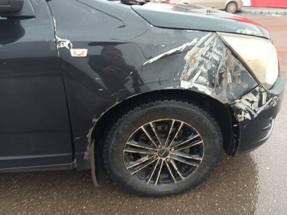 2013 Chevrolet Cobalt II, чёрный, 350000 рублей - вид 8
