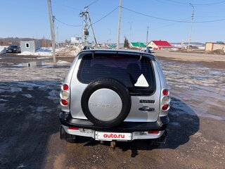 2005 Chevrolet Niva I, серебристый, 370000 рублей, вид 5