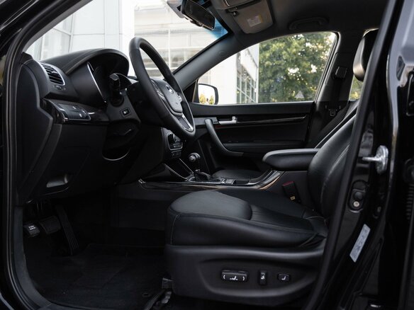 2016 Kia Sorento II Рестайлинг, чёрный - вид 9