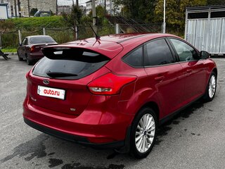 2016 Ford Focus III Рестайлинг, красный, 1100000 рублей, вид 3