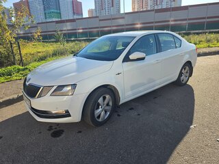 2020 Skoda Octavia III (A7) Рестайлинг, белый, 2100000 рублей, вид 1