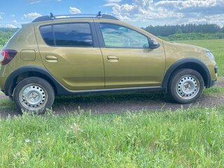2017 Renault Sandero Stepway II, золотистый, 895000 рублей, вид 5