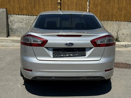 2011 Ford Mondeo IV Рестайлинг, серебристый, 750000 рублей, вид 5
