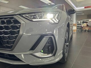 2026 Audi Q3 35 TFSI II (F3), серый, 4130000 рублей, вид 2