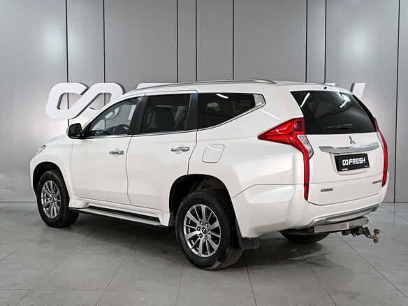 2020 Mitsubishi Pajero Sport III, белый - вид 1