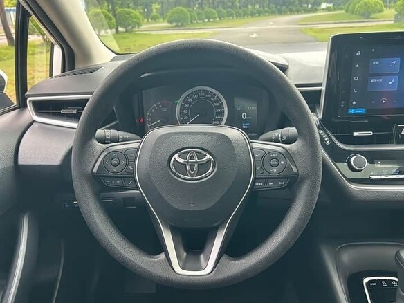 2022 Toyota Corolla Sporty XII (E210) Рестайлинг, белый, 1180000 рублей - вид 14