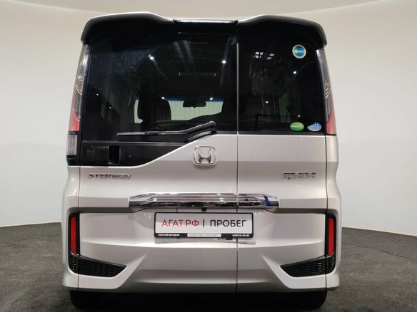 2015 Honda Stepwgn Spada V, серый, 1870000 рублей - вид 5