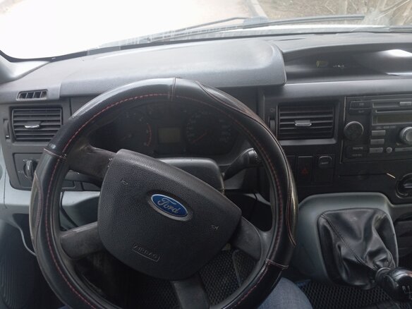 2010 Ford Transit, белый, 810000 рублей - вид 9