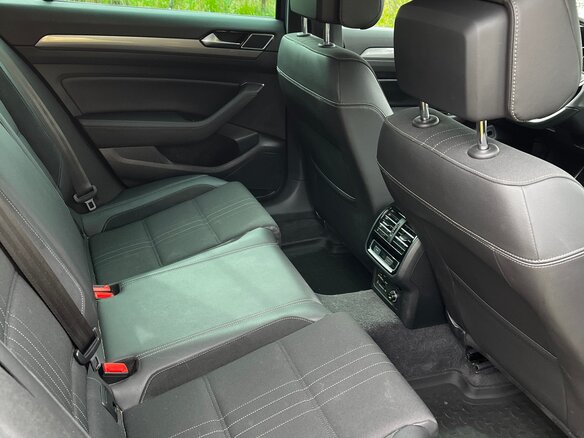 2018 Volkswagen Passat Alltrack B8, синий, 2800000 рублей - вид 14