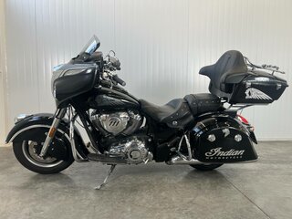 2017 Indian Chieftain, чёрный, 1349000 рублей, вид 5