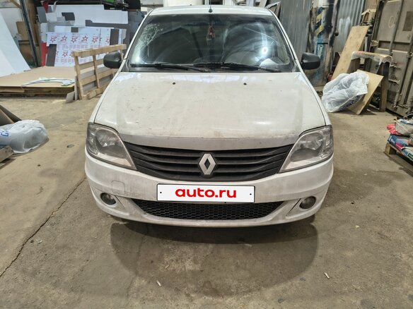 2012 Renault Logan I Рестайлинг, белый, 340000 рублей - вид 1