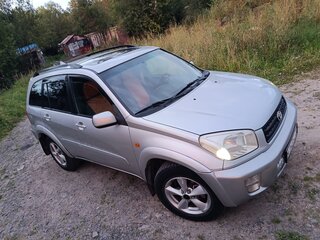 2002 Toyota RAV4 II (XA20), серебристый, 650000 рублей, вид 5