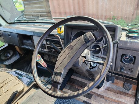 1991 Nissan Condor, белый, 300000 рублей, вид 5