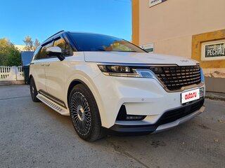 2022 Kia Carnival IV, белый, 5100000 рублей, вид 2