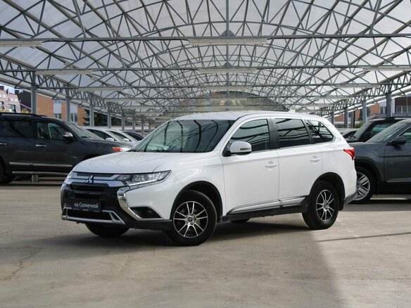 2019 Mitsubishi Outlander III Рестайлинг 3, белый