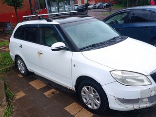 2011 Skoda Fabia II Рестайлинг, белый, 250000 рублей, вид 3