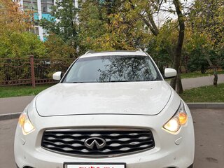 2011 Infiniti FX37 II (S51), белый, 1950000 рублей, вид 1