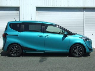2022 Toyota Sienta II Рестайлинг, голубой, 1050000 рублей, вид 5