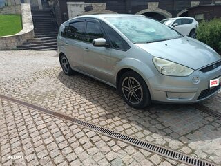 2008 Ford S-MAX I, серебристый, 680000 рублей, вид 2