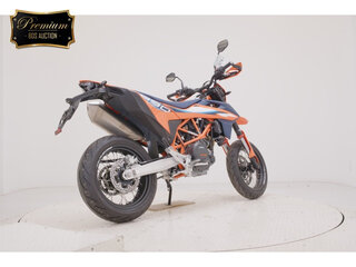 2024 KTM 690 SMC R, оранжевый, 1100000 рублей, вид 4