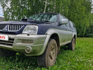 2005 Mitsubishi L200 III Рестайлинг, синий, 500000 рублей, вид 3