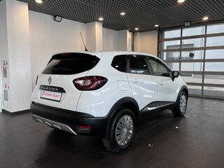 2017 Renault Kaptur I, белый, 1320000 рублей, вид 3