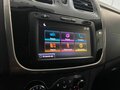 2018 Renault Sandero II Рестайлинг, серебристый, 1167000 рублей - вид 10