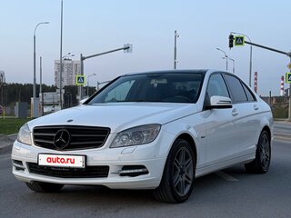 2010 Mercedes-Benz C-Класс 180 BlueEFFICIENCY III (W204), белый, 1250000 рублей, вид 1