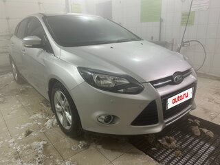 2014 Ford Focus III, серебристый, 1030000 рублей, вид 3
