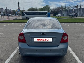 2010 Ford Focus II Рестайлинг, серый, 700000 рублей, вид 4