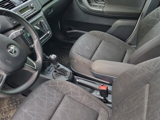 2013 Skoda Fabia II Рестайлинг, белый, 880000 рублей, вид 4