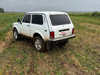 1998 Lada (ВАЗ) 2121 (4x4) I Рестайлинг, белый, 165000 рублей, вид 1