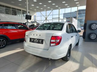 2026 Lada (ВАЗ) Granta I Рестайлинг, белый, 850000 рублей, вид 4